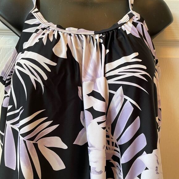 Floral Black, White and Lavender Tankini Top EUC size 2XL - Picture 2 of 6
